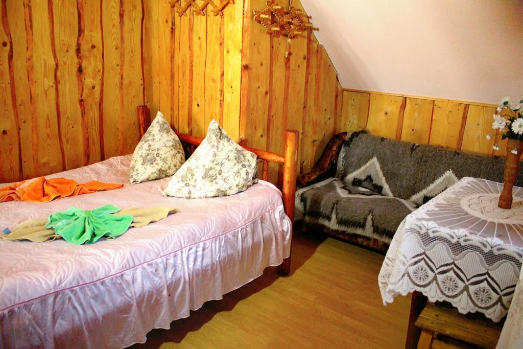 Gostynniy Dvir Raytshtoky Hotel Vorokhta Exterior photo